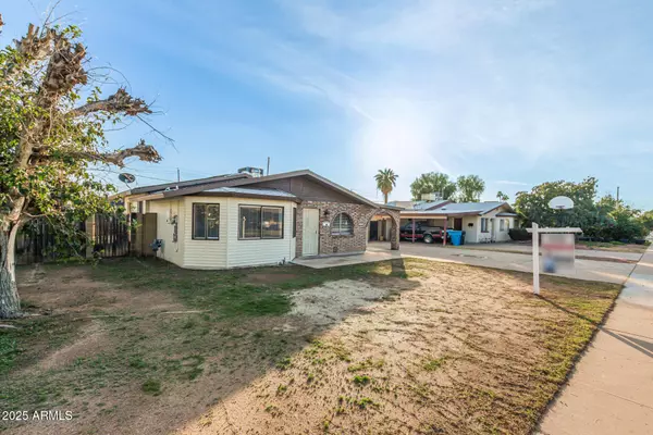 Phoenix, AZ 85029,2353 W Lupine Avenue