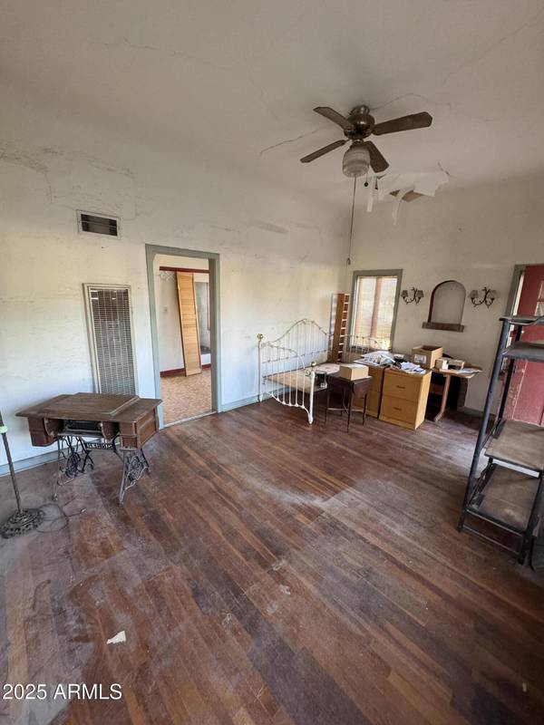 Phoenix, AZ 85006,2030 N 10TH Street