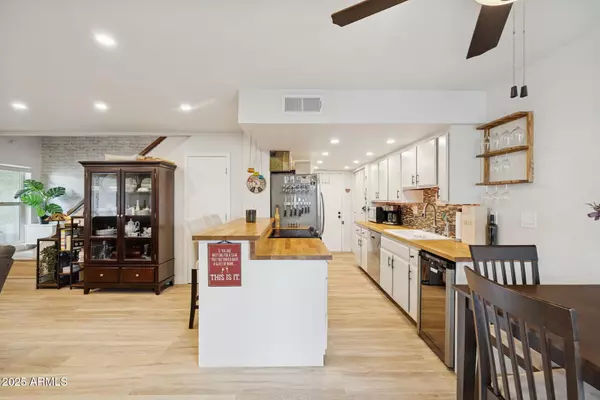 Phoenix, AZ 85044,4801 E EUCLID Avenue #2