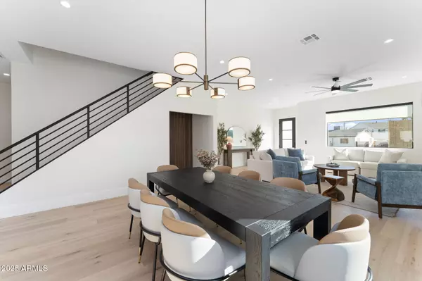 Phoenix, AZ 85018,4546 E CAMPBELL Avenue