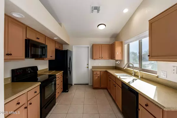 Surprise, AZ 85378,20020 N COYOTE LAKES Parkway