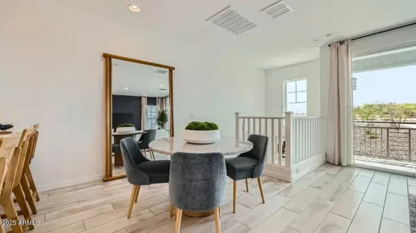 Mesa, AZ 85212,8149 E PETUNIA Avenue #1091