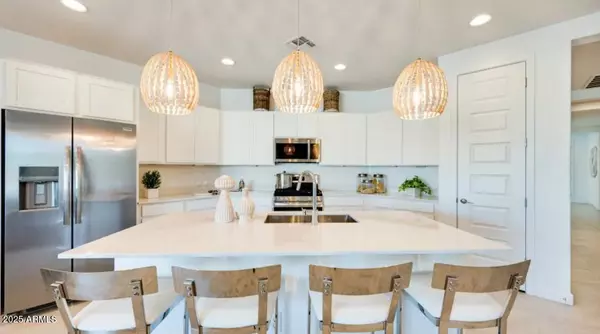 Peoria, AZ 85383,26379 N 77TH Glen