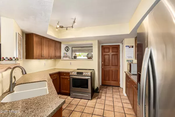 Scottsdale, AZ 85251,7755 E THOMAS Road #17