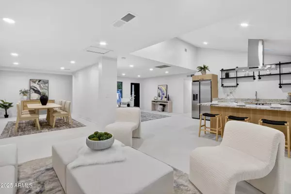 Scottsdale, AZ 85257,1703 N 74TH Place