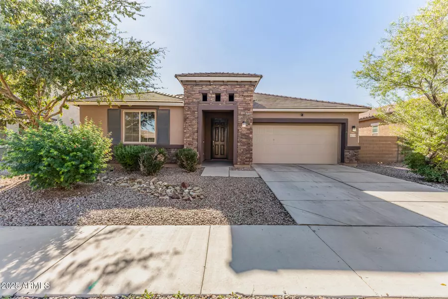 15719 W TAYLOR Street, Goodyear, AZ 85338