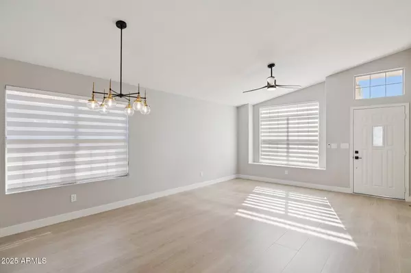 Phoenix, AZ 85044,4426 E THISTLE LANDING Drive