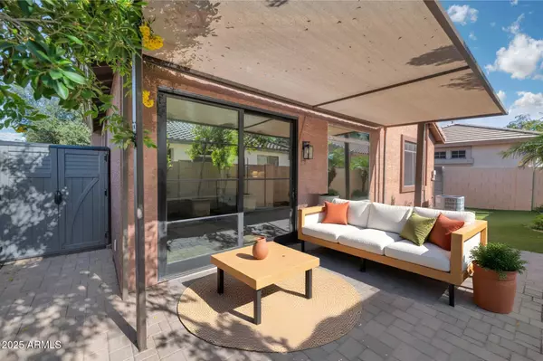 Chandler, AZ 85286,1193 S ROGER Way