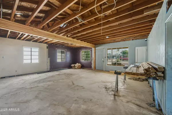 Chandler, AZ 85225,588 N WASHINGTON Street