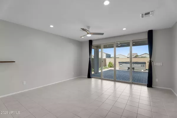 Maricopa, AZ 85138,40410 W HALEY Drive