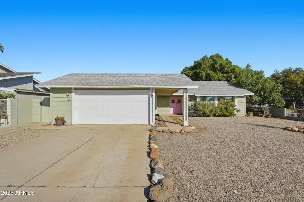 Phoenix, AZ 85053,4128 W GELDING Drive