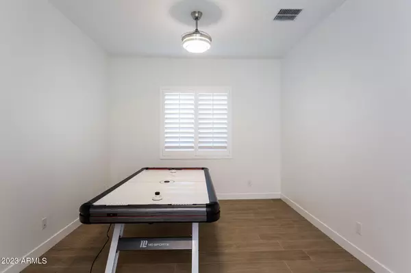 Glendale, AZ 85305,8543 W PALO VERDE Drive