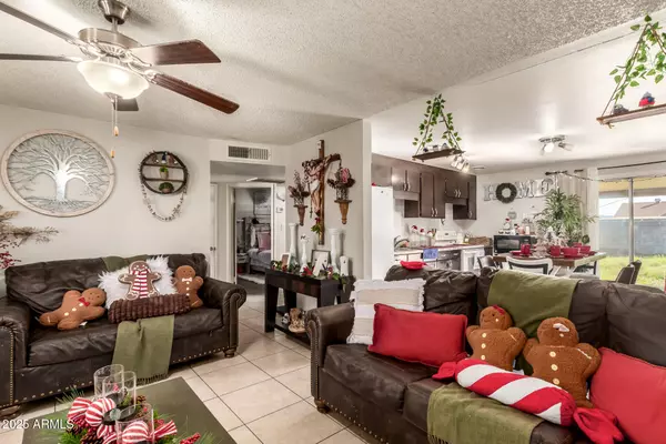 Phoenix, AZ 85035,7127 W HOLLY Street