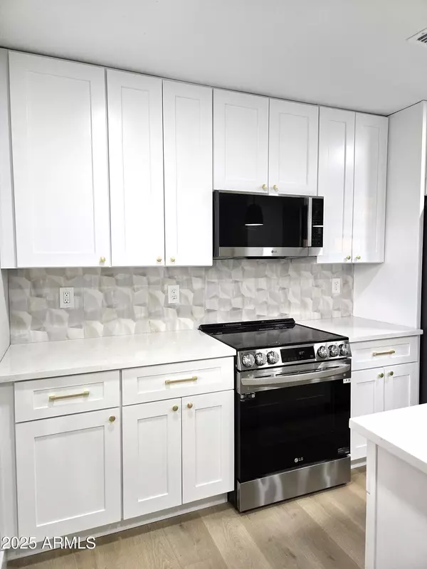 Mesa, AZ 85204,444 E 10TH Avenue