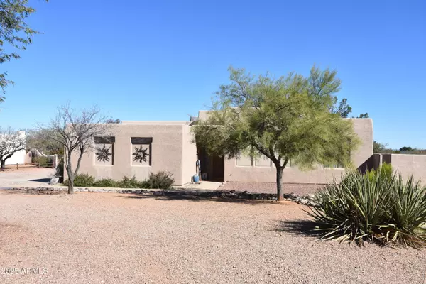 4199 S Comanche Drive, Sierra Vista, AZ 85650