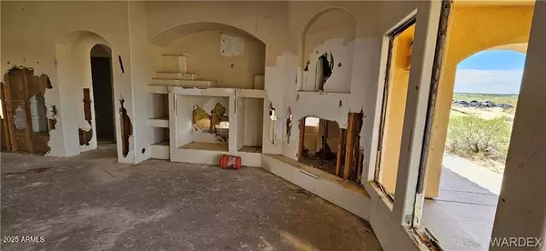 Kingman, AZ 86401,12389 E OLD MULE Drive