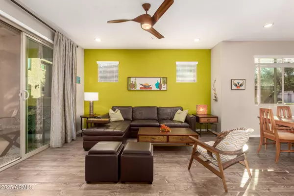 Chandler, AZ 85248,250 W QUEEN CREEK Road #130