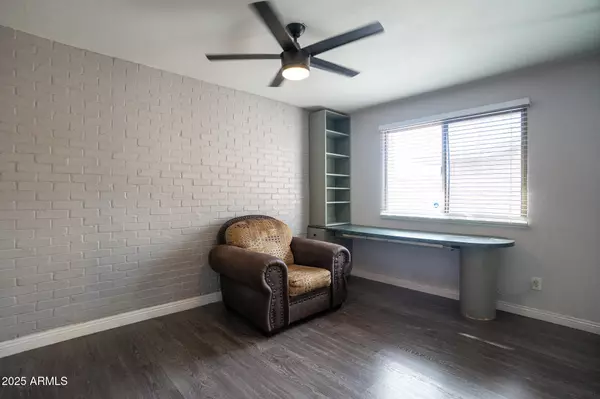 Phoenix, AZ 85029,3844 W LUPINE Avenue