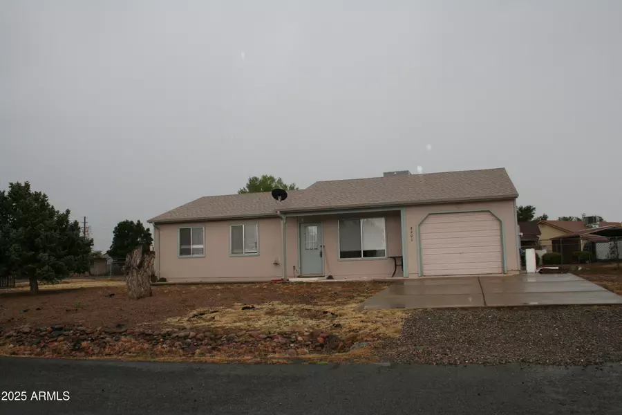 8901 E WACO Court, Prescott Valley, AZ 86314