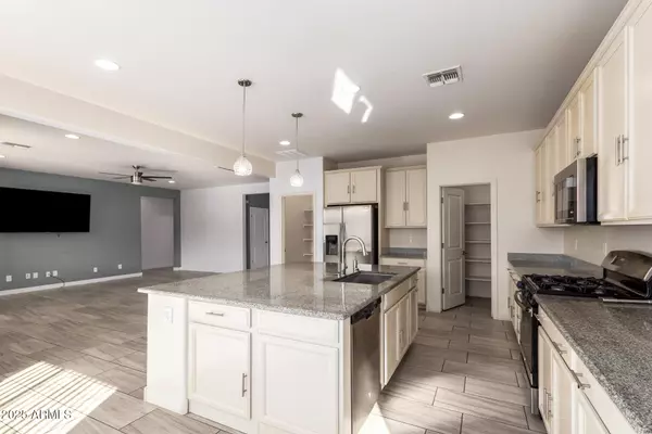 Laveen, AZ 85339,4515 W PEARCE Road