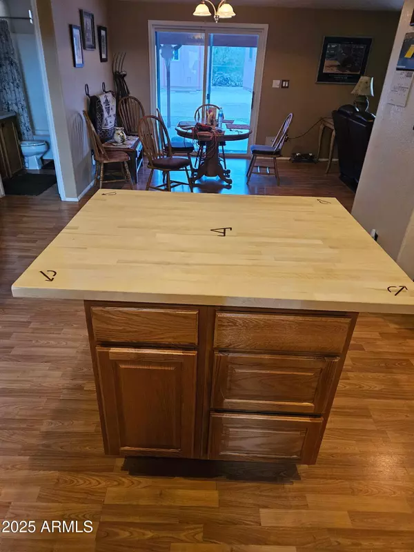 Congress, AZ 85332,23300 W Mule Deer Lane #2