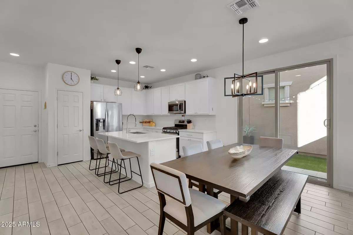 Mesa, AZ 85209,1719 S 82ND Place