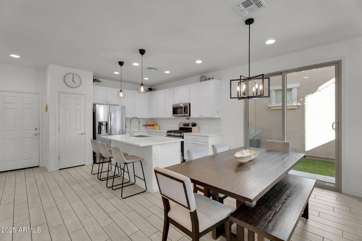 Mesa, AZ 85209,1719 S 82ND Place