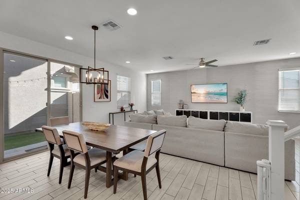 Mesa, AZ 85209,1719 S 82ND Place