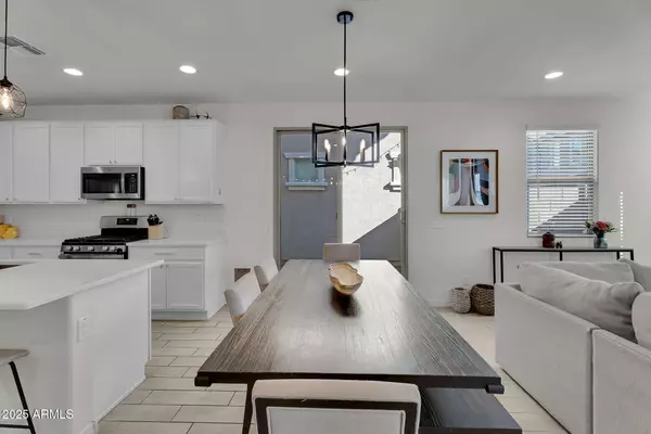 Mesa, AZ 85209,1719 S 82ND Place