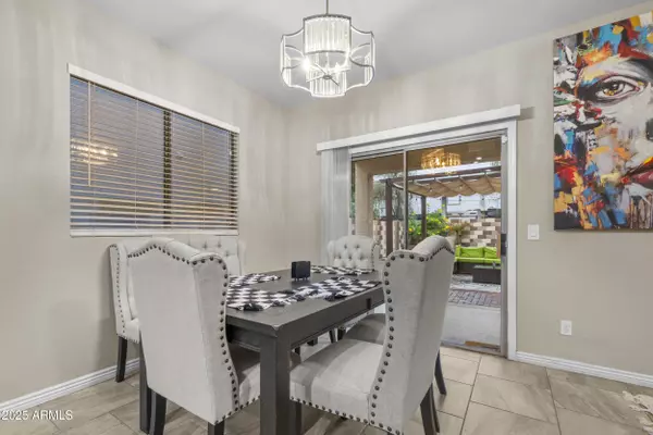 Phoenix, AZ 85042,7505 S 14TH Street