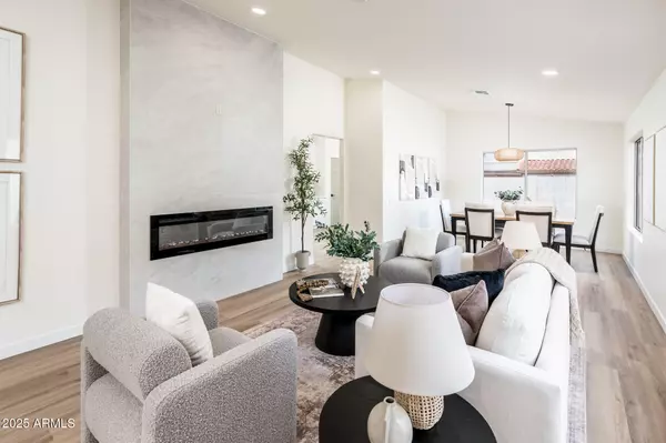 Mesa, AZ 85205,1038 N ALVARO Street