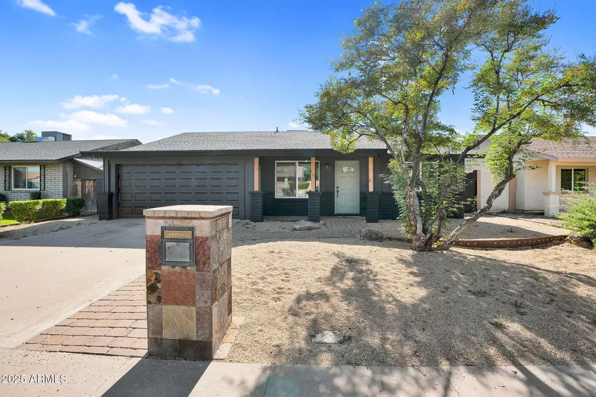 Tempe, AZ 85283,2137 E CORNELL Drive