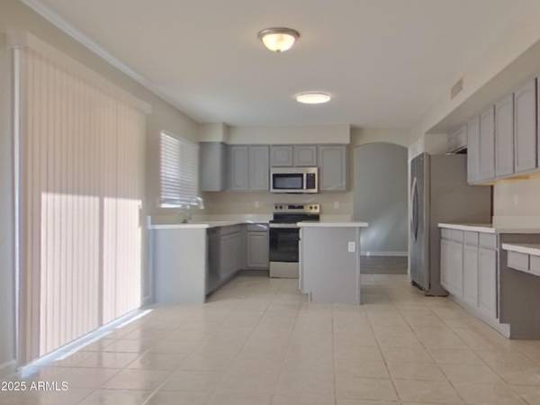 Avondale, AZ 85392,10365 W PICCADILLY Road