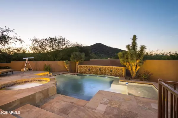 Scottsdale, AZ 85266,8300 E DIXILETA Drive #225