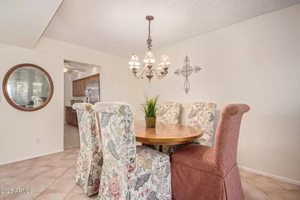 Tempe, AZ 85283,1952 E OXFORD Drive