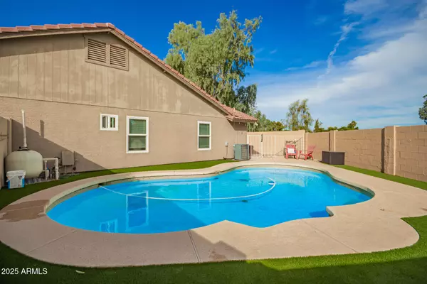 Chandler, AZ 85225,740 W SARAGOSA Street