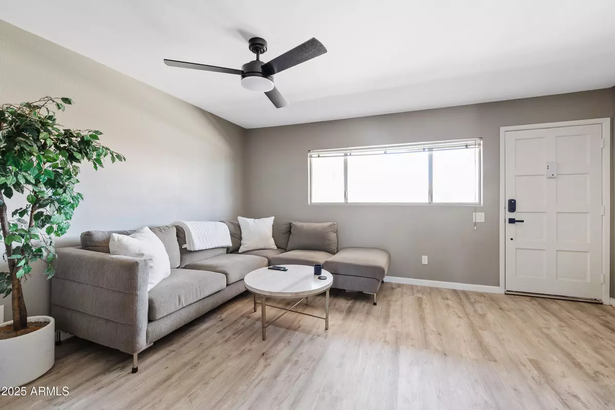 Scottsdale, AZ 85250,7436 E CHAPARRAL Road #205B