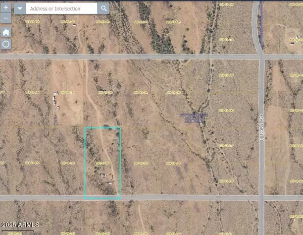 324 W Smokehouse Trail #85, Wittmann, AZ 85361