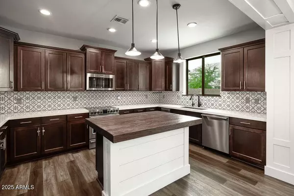 Mesa, AZ 85213,3062 E ROLAND Street