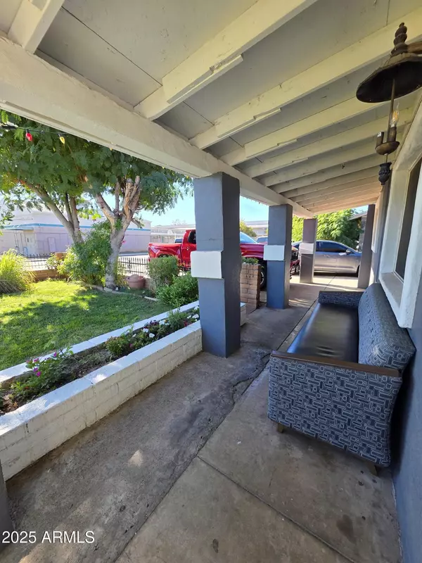 Mesa, AZ 85202,1610 W 7TH Avenue