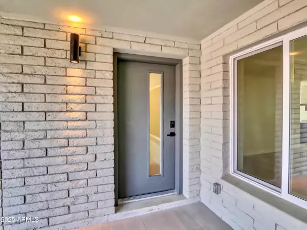 Phoenix, AZ 85032,4509 E JOAN DE ARC Avenue