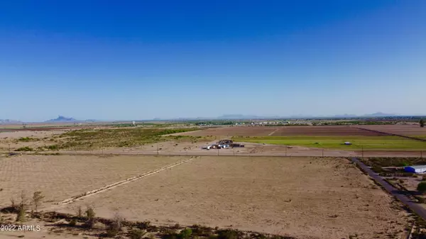 Casa Grande, AZ 85122,0 S Tweedy Road #'-'