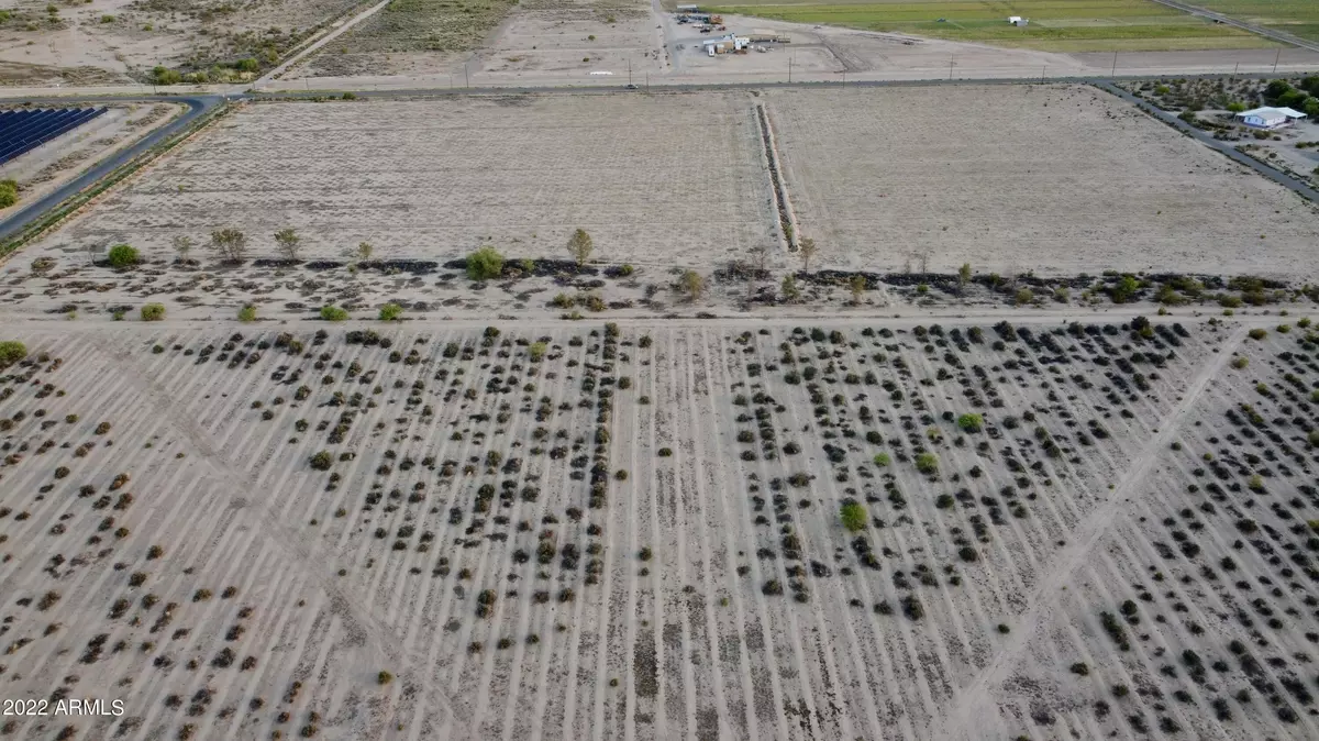 Casa Grande, AZ 85122,0 S Tweedy Road #'-'