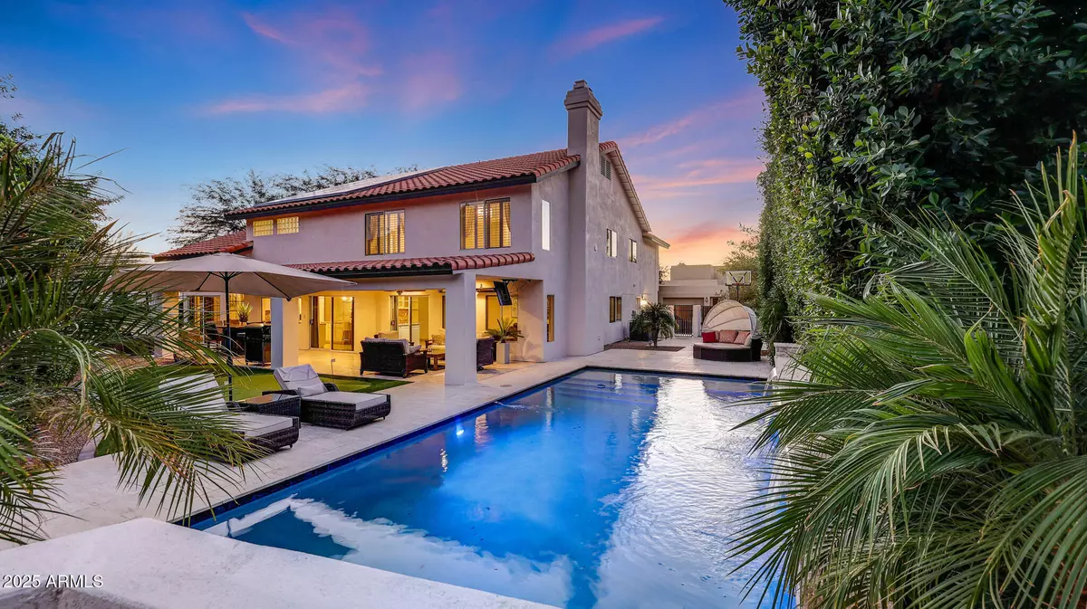 Paradise Valley, AZ 85253,10015 N 55TH Street