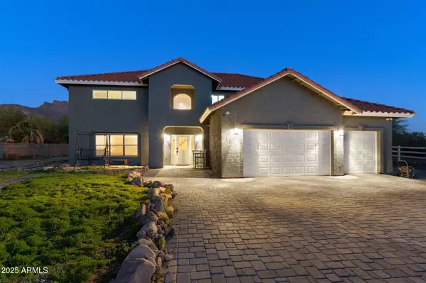 Apache Junction, AZ 85119,117 N ARROYA Road