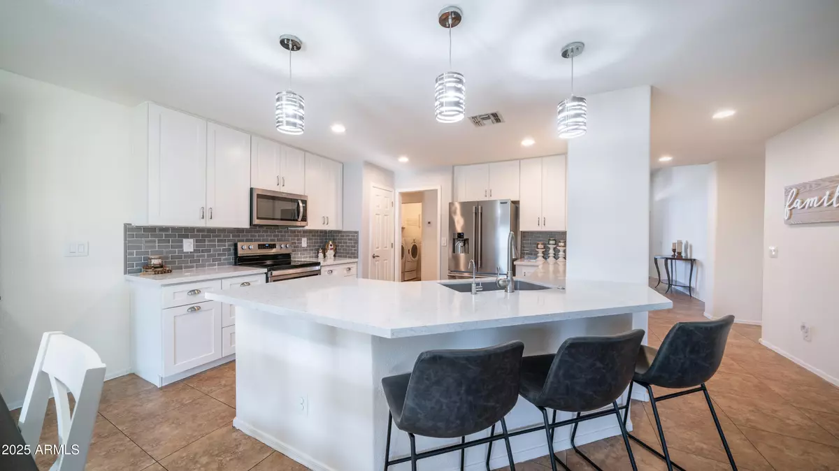 Gilbert, AZ 85295,1077 E LOMA VISTA Street