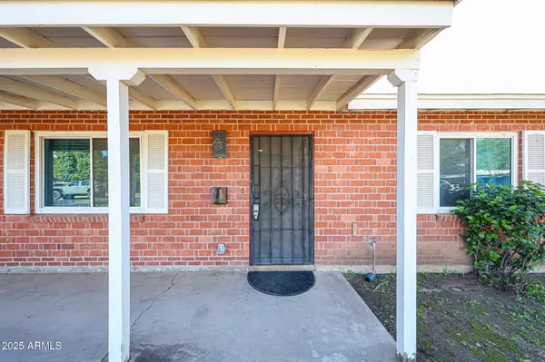 Phoenix, AZ 85015,2317 W WHITTON Avenue