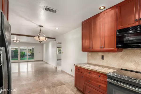 Scottsdale, AZ 85251,7732 E NORTHLAND Drive