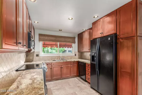 Scottsdale, AZ 85251,7732 E NORTHLAND Drive