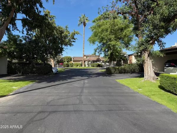 Phoenix, AZ 85016,6711 N 16TH Place